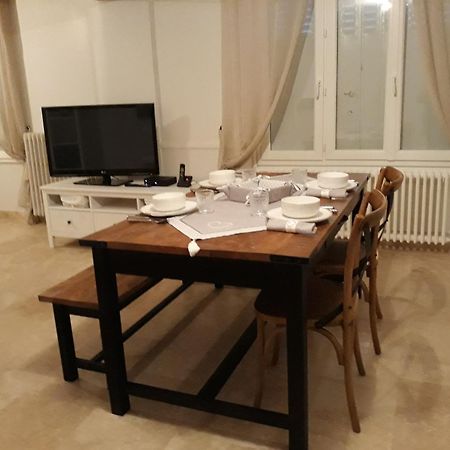 Comme A La Maison Pres Des Chateaux De La Loire Feings  外观 照片